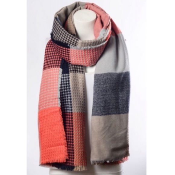 Blanket Scarf - Picture 3 of 6